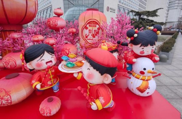 九融配资 北京街头“非遗”景观迎新春